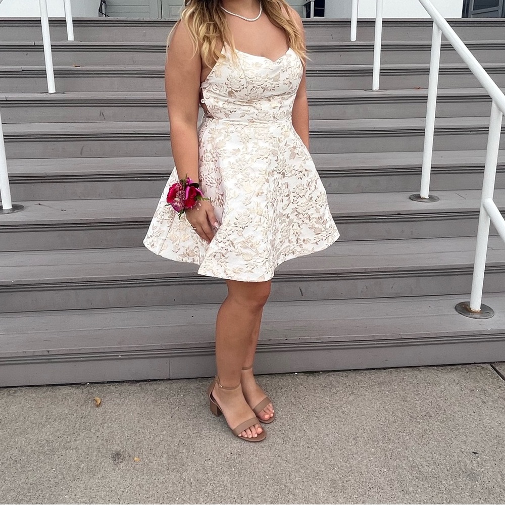 Adorable formal dress with gold flowers!